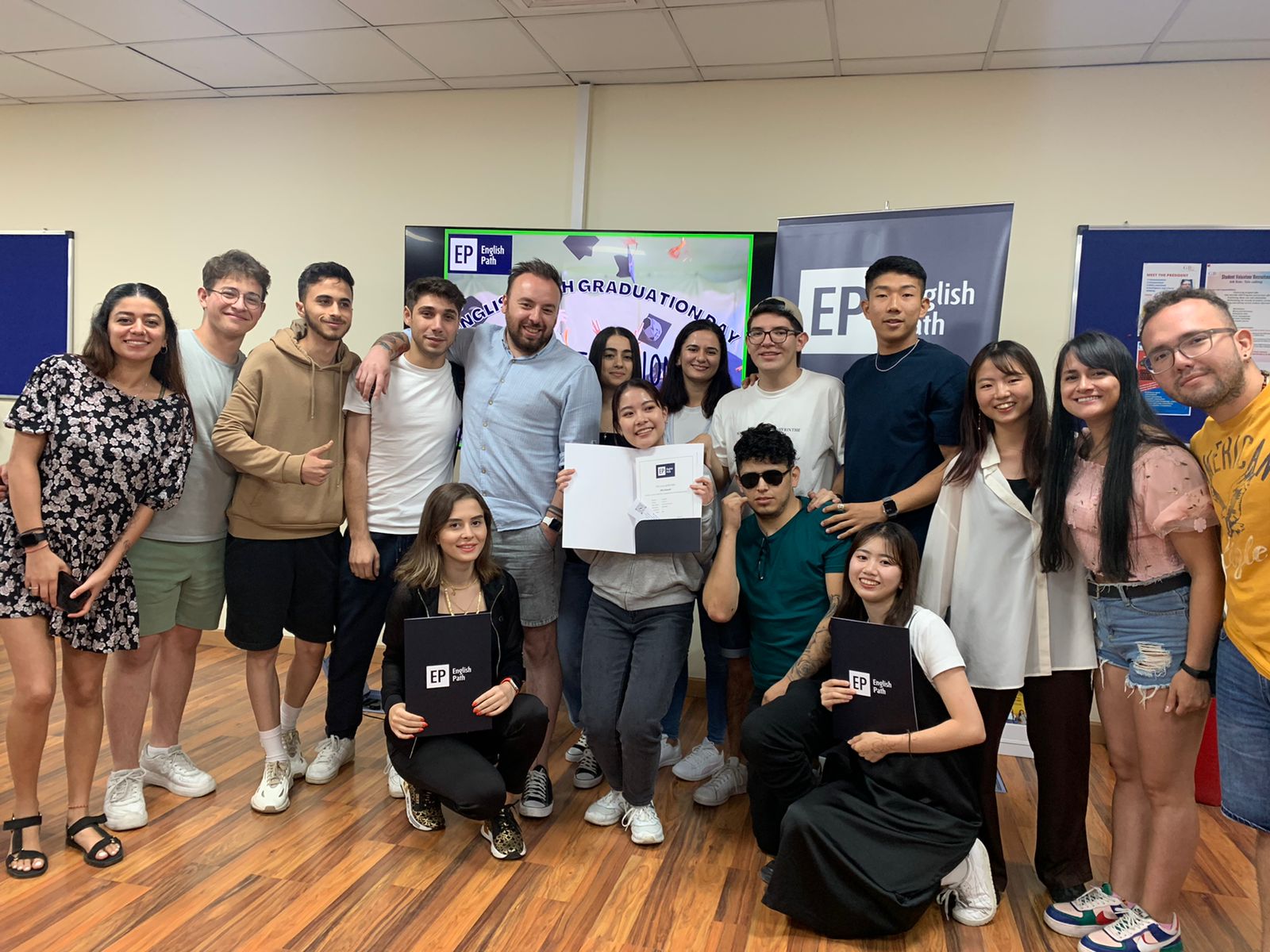 Estudiantes de inglés en Malta con experiencia laboral